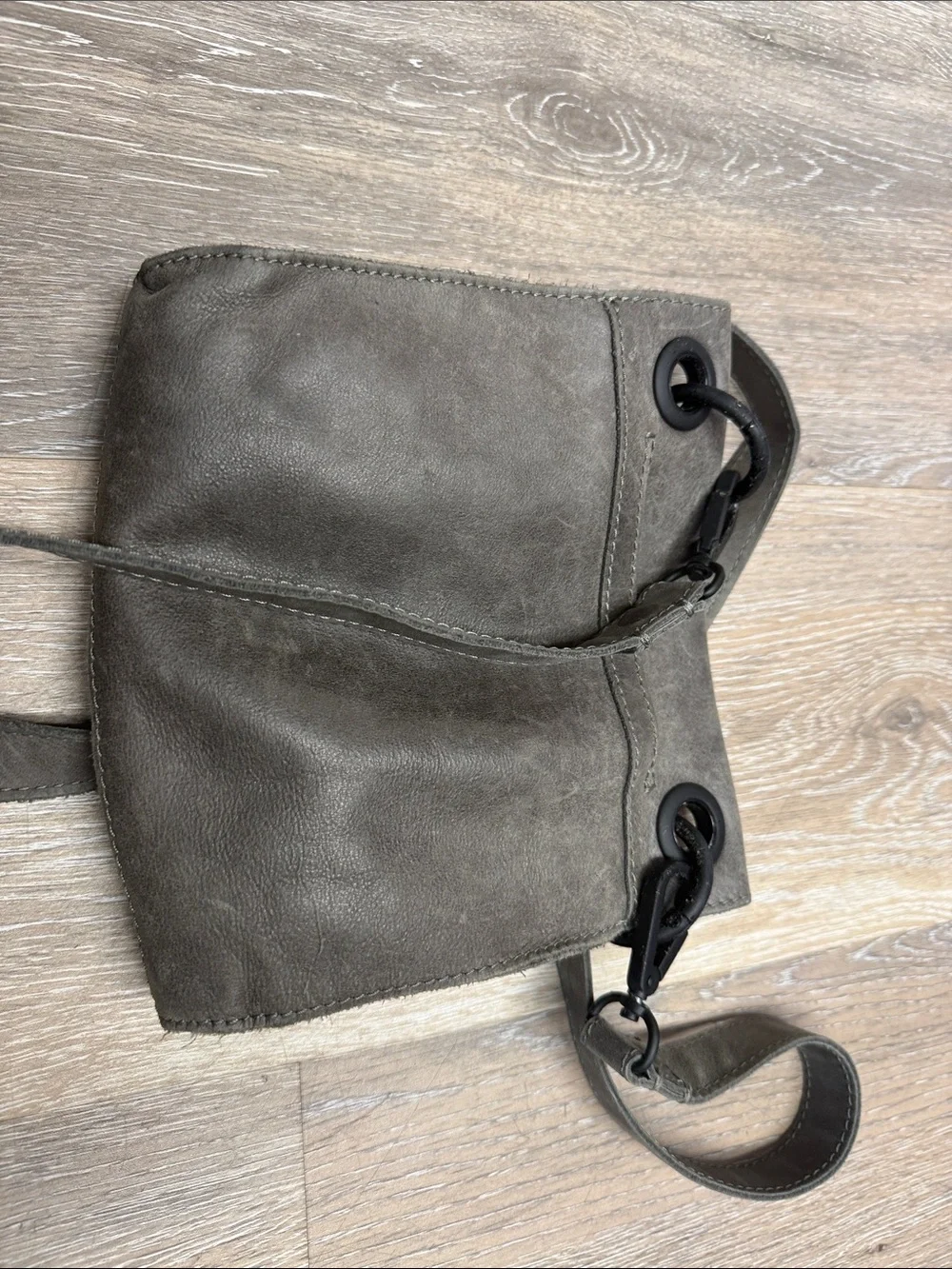 Hammitt Los Angeles Gray Leather Crossbody Bag